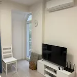 Well Equipped New Family Friendly One-bedroom Flat *