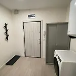 Apartment Well Equipped New Family Friendly One-bedroom Flat