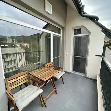 Well Equipped New Family Friendly One-bedroom Flat * Sandanski